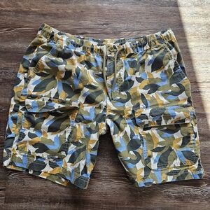 Large Free Assembly multi-color camo Drawstring Deck Cotton Mens Chino Shorts
